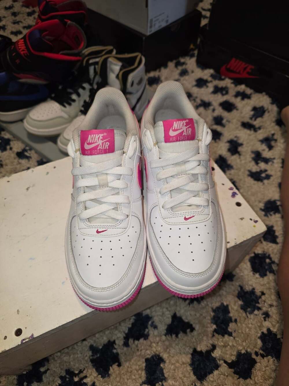 Nike Air Force 1 Low Size 5.5Y White Laser Fuchsia Pink Sneakers